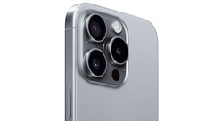 Selon les informations actuelles provenant de sources de la chaîne d'approvisionnement, Apple teste une solution pour réduire le problème des reflets de l'objectif. (Image : AppleHub)