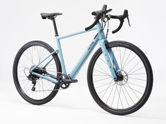 Le Van Rysel E-GRVL AF HD amélioré (photo) est un vélo électrique à 12 vitesses (source : Decathlon)