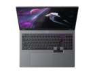 Un nouvel ordinateur portable AMD Strix Halo a fait surface en ligne (source d'image : Emdoor)