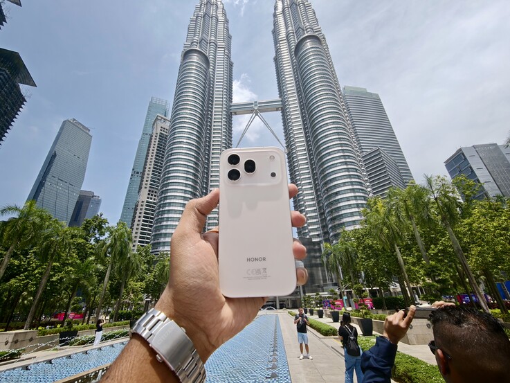 Le Honor 600 Pro est doté d'une triple caméra arrière