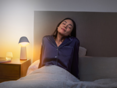 La Philips Hue Twilight est une lampe de chevet intelligente. (Source de l&#039;image : Philips Hue)