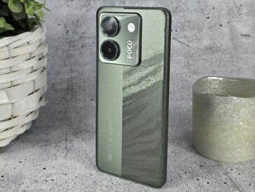 Revue du Poco M7 Pro 5G. (Source de l'image : Marcus Herbrich)