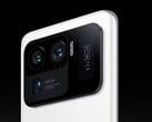 L'écran arrière du Mi 11 Ultra pourrait faire son retour sur la série Xiaomi 16. (Source de l'image : Xiaomi)