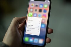 WhatsApp ne prendra pas en charge la connexion simultanée de plusieurs smartphones à un même compte. (Image source : Dimitri Karastelev)