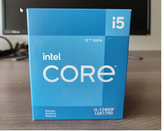 Le Core i5-12400F semble être livré dans un emballage de détail plutôt ordinaire (Image source : Intel)