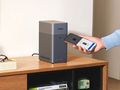 Le NAS DH2300 est maintenant disponible avec une remise de lancement (Image source : Ugreen)