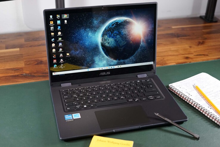 Asus BR1402FG - Un convertible particulièrement robuste pour les étudiants Asus BR1402FG - Un convertible particulièrement robuste pour les étudiants