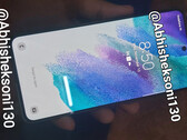 Le Galaxy S21 FE sur l'une des photos prises par @Abhisheksoni130. (Source de l'image : @Abhisheksoni130)