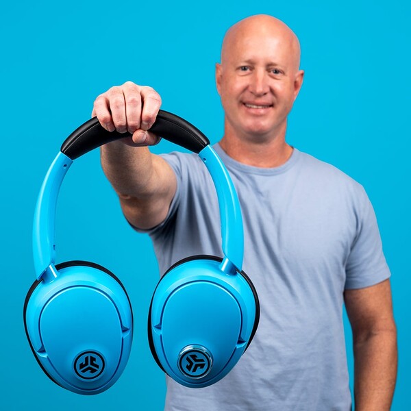 Le casque JLab Blue XL Speaker est un produit en édition limitée.