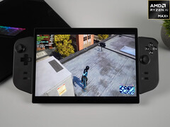 Les ordinateurs de poche de jeu équipés de Ryzen AI Max+ 395 risquent de ne pas être à la hauteur avec un faible TDP. Illustration : Asus ROG Flow Z13 GZ302EA (Source de l'image : ETA Prime - édité)