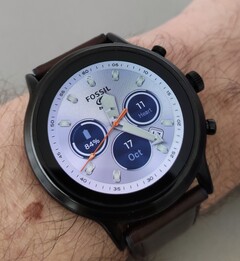 Le <dev>Fossil Gen 5 restera sous Wear OS 2. (Image source :</dev> diaries)