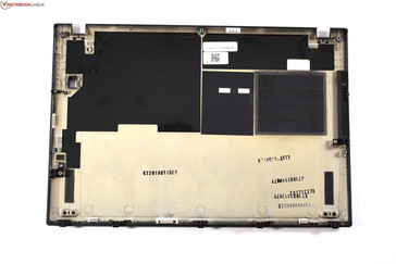 ThinkPad X280 - Couvercle inférieur sans clips gênants.