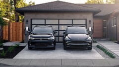 Tesla travaille sur la recharge sans fil pour les garages à domicile (image : Tesla)