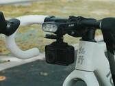 Un aperçu du nouvel éclairage pour vélo, présenté ici sans compteur de vélo fixé.