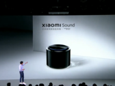 Le PDG de Xiaomi et la nouvelle enceinte Sound. (Source : Xiaomi)