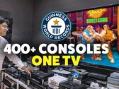 Ibrahim Al-Nasser a dû utiliser plusieurs commutateurs KVM pour connecter 444 consoles à un téléviseur (Source : Guinness World Records)