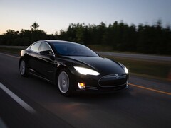 Les anciens véhicules Tesla Model S devront être mis à niveau pour conserver leur connectivité cellulaire après l&#039;arrêt du réseau 3G d&#039;AT&amp;amp;T (Image : Jp Valery)