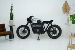 Grâce à l'électricité, vous pouvez garer la Type E dans votre salon sans avoir à vous soucier des fuites d'huile ou des fumées nocives. (Source de l'image : RGNT Motorcycles)