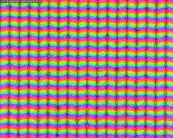 Sous-pixels granuleux en raison de la superposition des matrices