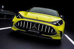 Le nouveau coupé Mercedes-AMG GT 4 portes est le premier véhicule électrique de série à utiliser trois moteurs révolutionnaires à flux axial, délivrant une puissance maximale de 1 153 ch