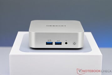 Geekom A8 - Ports de la face avant
