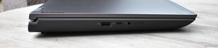USB A 3.2 Gen 1, USB C 3.2 Gen 2 avec DisplayPort, prise audio 3,5 mm, nano SIM