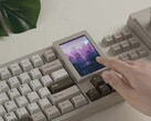 L'écran tactile peut être utilisé indépendamment du clavier.