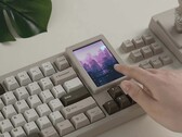 L'écran tactile peut être utilisé indépendamment du clavier.