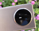 Honor utilisera le Magic V5 pour présenter un nouveau téléobjectif de 70 mm. (Source de l'image : fenibook)