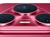D'un rouge éclatant : Huawei présente le module caméra du Pura 80 Pro+ avant son lancement. (Source de l'image : Huawei)