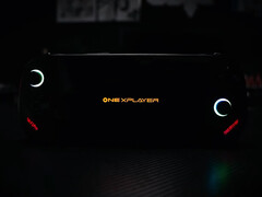 Le OneXFly F1 Pro est actuellement proposé à partir de 1 099 dollars (Source de l'image : One-Netbook)