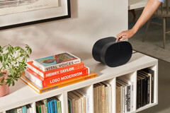 Les Era 100 et Era 300 sont disponibles en deux couleurs. (Source de l'image : Sonos)