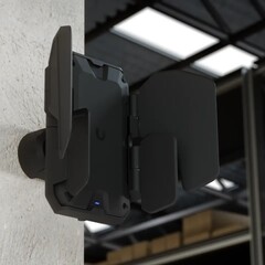 L’U7 Industrial est doté d’ailettes pour isoler et concentrer les signaux.