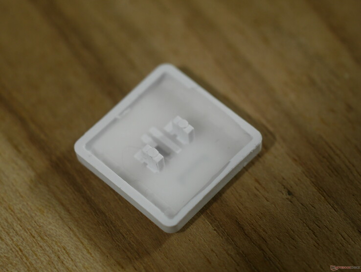 La partie inférieure des capuchons de touches Choc V1 fait du bruit lorsqu'elle frappe les boîtiers supérieurs des interrupteurs.