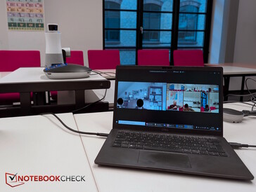 Bonne qualité d'image (moitié droite de l'écran de l'ordinateur portable)