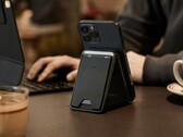 Le nouveau portefeuille HaloLock Power Bank. (Source : ESR)