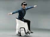La Honda XR Mobility Experience associe le fauteuil roulant électrique UNI-ONE à des lunettes de réalité virtuelle. (Source : Honda)