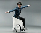 La Honda XR Mobility Experience associe le fauteuil roulant électrique UNI-ONE à des lunettes de réalité virtuelle. (Source : Honda)