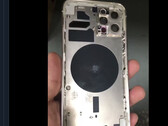 La fuite du châssis de l'iPhone 12 Pro révèle des informations sur les capacités LiDAR et 5G du téléphone (Source de l'image : @EveryApplePro)