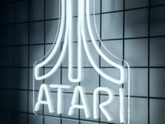 Une enseigne LED blanche au néon portant le logo d'Atari (source d'image : Atari)