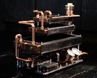 Des tuyaux en cuivre et des manomètres donnent au PC de Billet Labs un aspect steampunk.