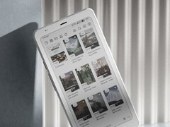Le Boox Palma 2 Pro est doté d&#039;un écran couleur et d&#039;une double carte SIM 5G. (Source de l&#039;image : Boox)