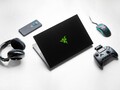 Le prochain ordinateur portable Blade de Razer sera probablement propulsé par des APU AMD Cezanne H. (Image source : Razer)