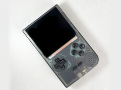 Le Retro Pixel Pocket est moins cher que jamais tout en étant plus puissant. (Source de l&#039;image : Funnyplaying)