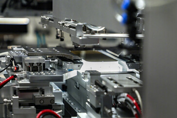 Calibrage individuel de l'écran du téléphone en usine