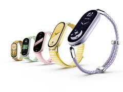 Le Smart Band 11 est disponible en quatre versions. Sur la photo : le bracelet connecté dans différentes couleurs et avec différents bracelets.
