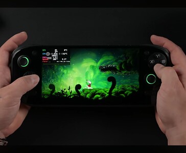 Hollow Knight : Silksong à 108 FPS sur le portail Ayn Odin 2 via Proton 11 ARM64.