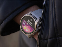Garmin a publié la deuxième mise à jour bêta v25.xx pour la série Fenix 7 en moins d'une semaine. (Source de l'image : Garmin)