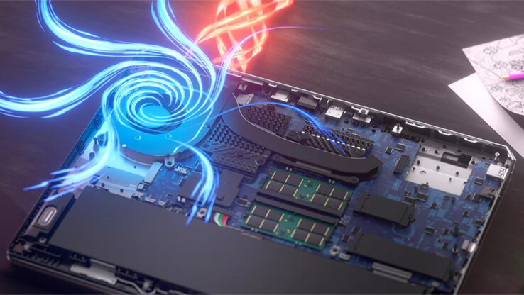 Le LOQ Essential 15IRH11 dispose d’une mémoire vive extensible et de deux disques SSD, mais d’un seul ventilateur.