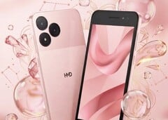 Avec ses larges bords d'écran, le HMD Asha 305 Pro ressemble à un smartphone rétro.